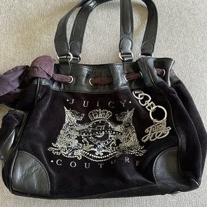 VINTAGE JUICY COUTURE BLACK BROWN VELVET SILVER EMBROIDERED DOGS SHOULDER BAG
